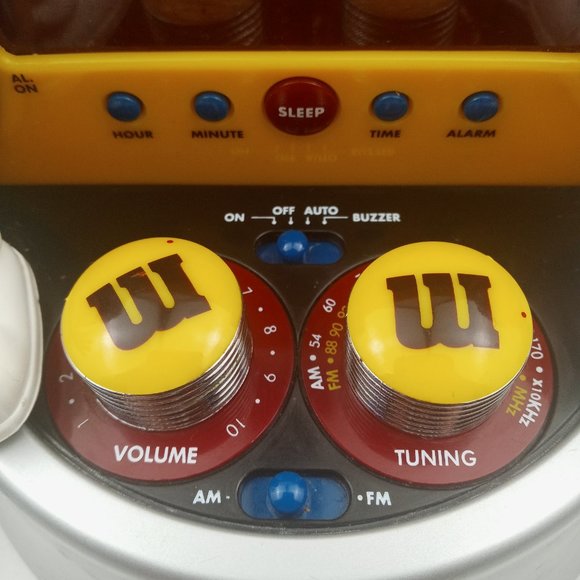 Vintage M&M Collectible AM/FM Radio Digital Alarm Clock Electric Blue Red M&Ms - Picture 2 of 4